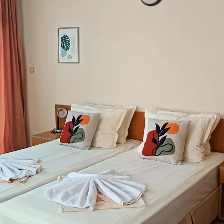Nirvana 3* Nessebar