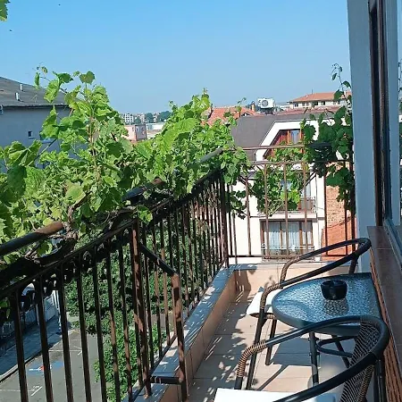 Guest house Nirvana