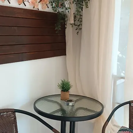 Guest house Nirvana 3*