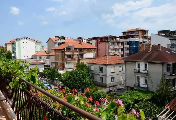 Nirvana Pensiune Nesebăr